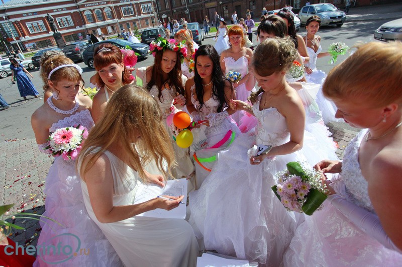 Парад невест в череповце 6 июля 2014