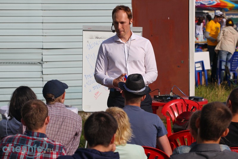 Ведущие финансовые консультанты, коуч-тренеры и опытные предприниматели Череповца и Вологды провели для молодежи тренинги