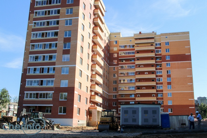 Строительство дома для семей офицеров в Военном училище Череповца