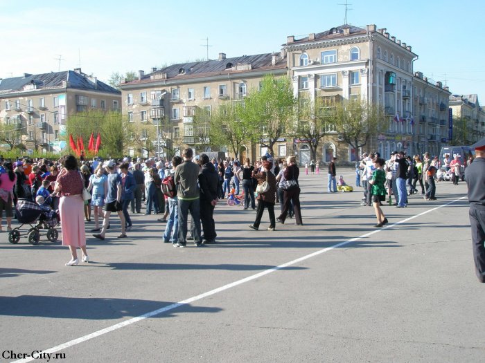 Площадь Металлургов, 9 мая 2009 г.