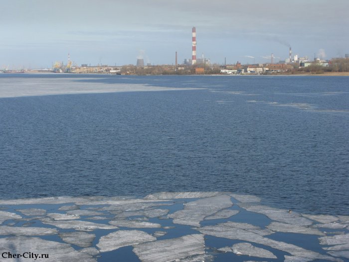 Ледоход на Шексне, весна 2009 г.