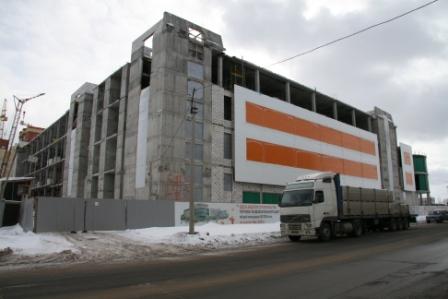 Строительство ТРЦ "Июнь" апрель 2009 г.